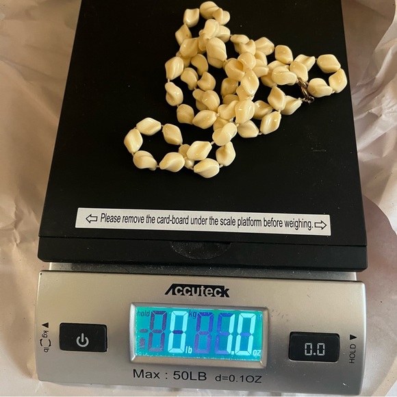 VTG Sara Coventry Off White Lucite Beaded Necklace 1970s - Picture 6 of 6